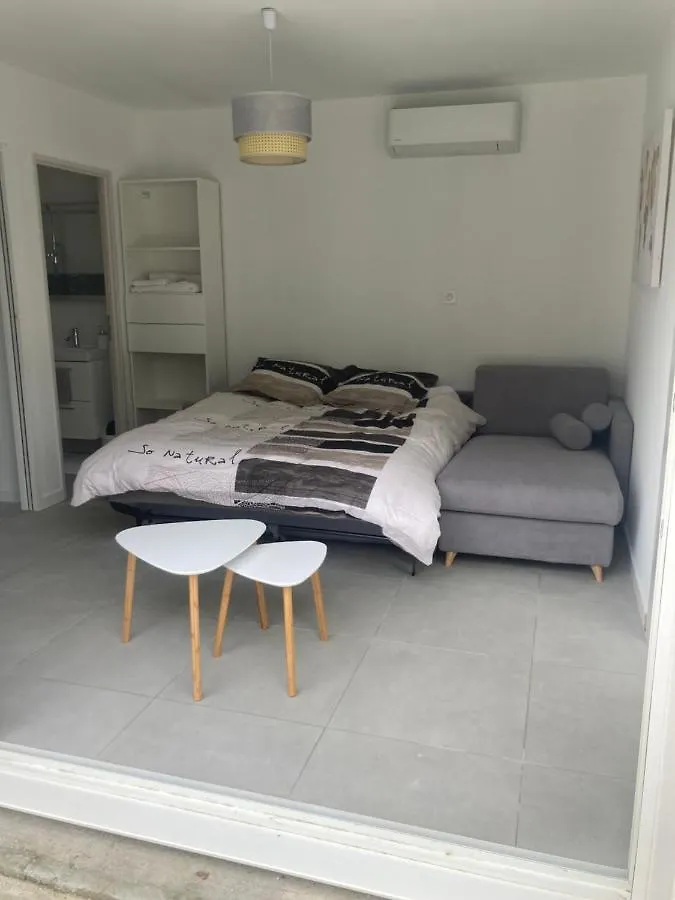 Suite Privee Avec Piscine モントーバン 0*,  フランス